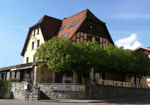 Der Loewen, Loewen Betriebs- Und Management Gmbh Hotel Bludenz Exterior foto